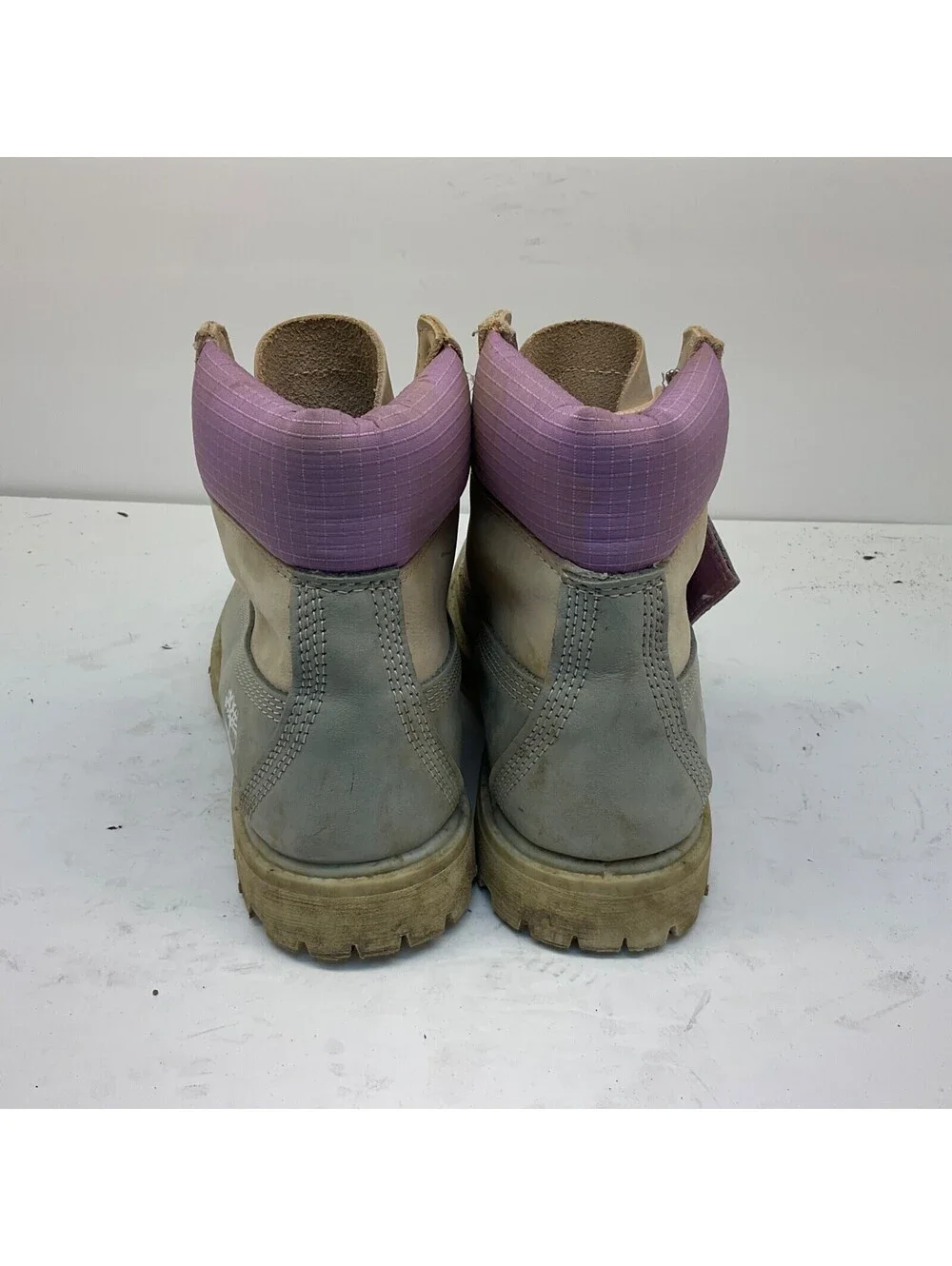 Timberland Women's 6” Classic Premium WP Work Boots A2MC1 Grey/Pink Size 7M